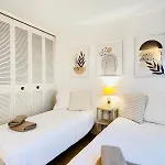 Beau 65 M2 En Front De A St Raphael - Piscine * Saint-Raphael (Var)