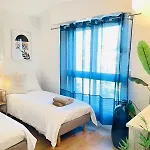 Beau 65 M2 En Front De A St Raphael - Piscine Apartment *