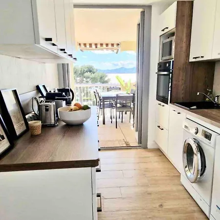 Beau 65 M2 En Front De A St Raphael - Piscine Appartement Saint-Raphaël