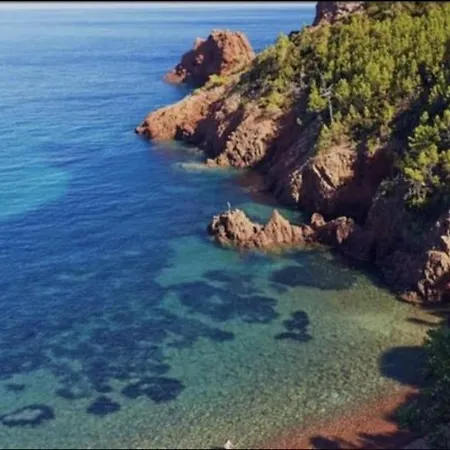 Beau 65 M2 En Front De A St Raphael - Piscine * Saint-Raphaël