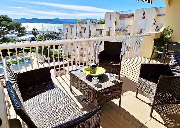 Beau 65 M2 En Front De A St Raphael - Piscine * Saint-Raphaël